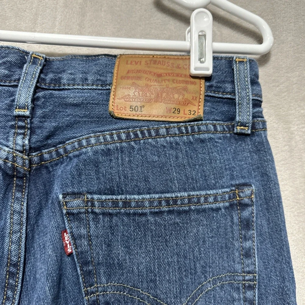 Levi's Premium 501 Jeans 29 Medium Wash Blue Denim Straight Leg Pants Button Fly